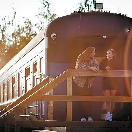 Hôtel capsule Railrooms Traincar